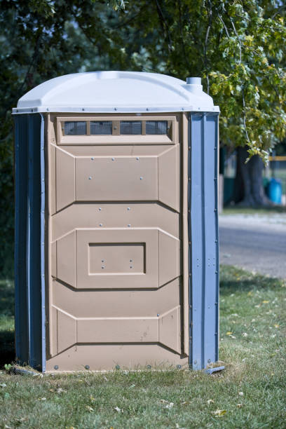 Best Luxury portable toilet rental  in Browns Lake, WI